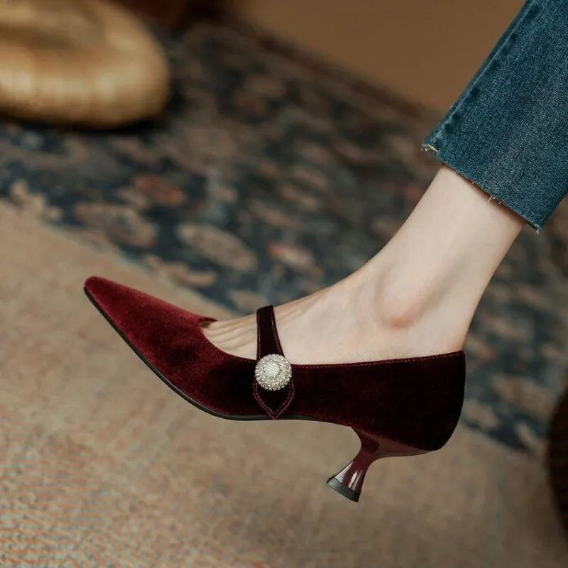 Women'S Shoes And Accessories - Wijnrode Mary Jane schoenen met puntige